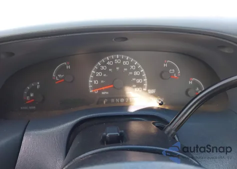 2000 Ford F-150 Work Series/Xl/Xlt z USA, uszkodzony, nr VIN 1FTRF18W1YKB32351